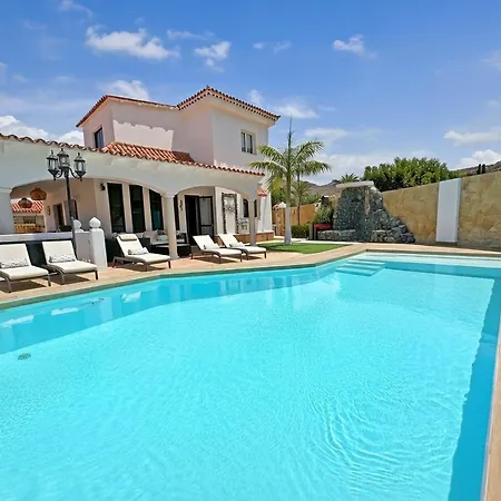 Lucia With Heated Private Pool *