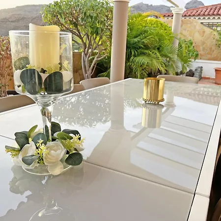 Lucia With Heated Private Pool